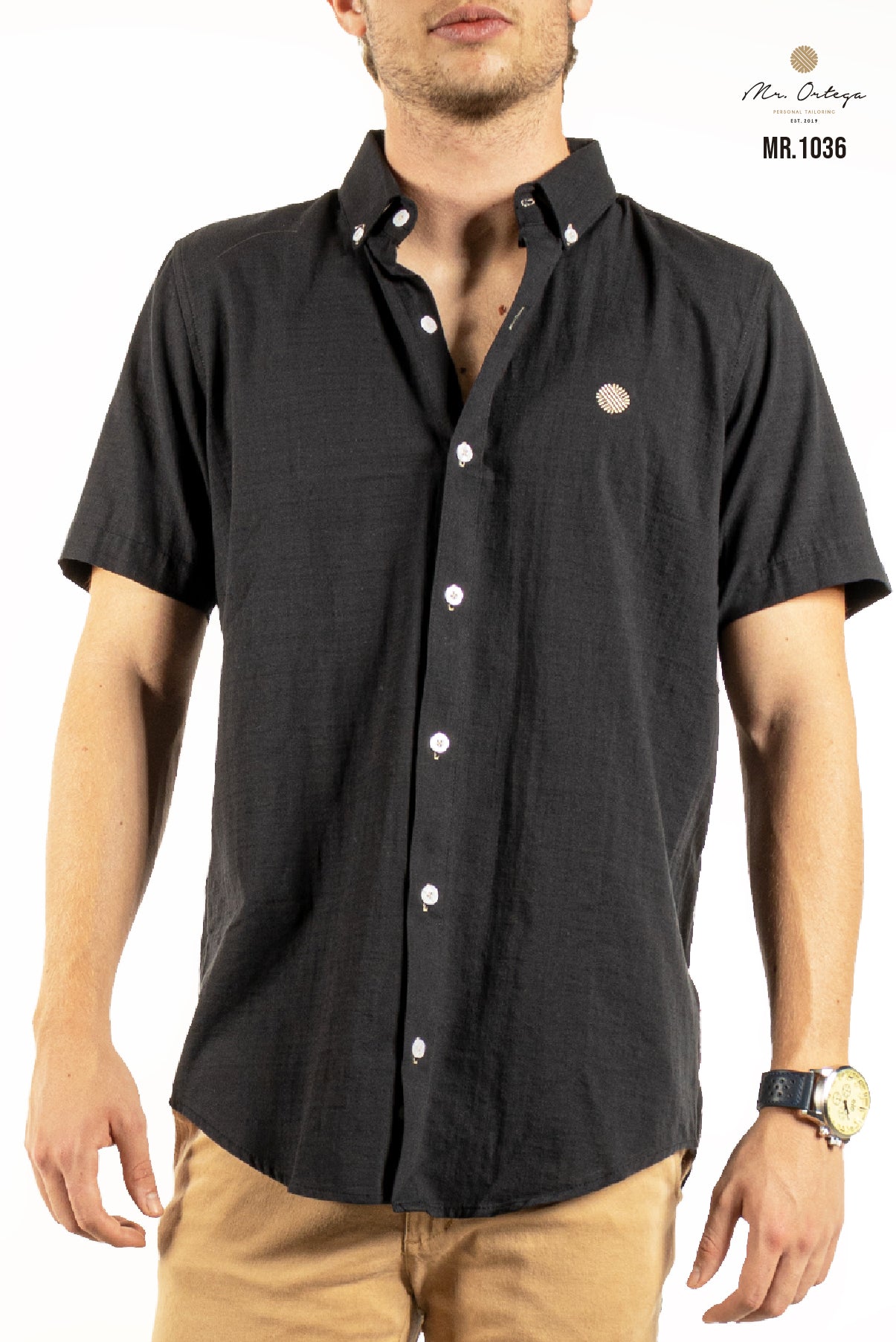 CAMISA NEGRA BORDADO BEIGE MANGA CORTA
