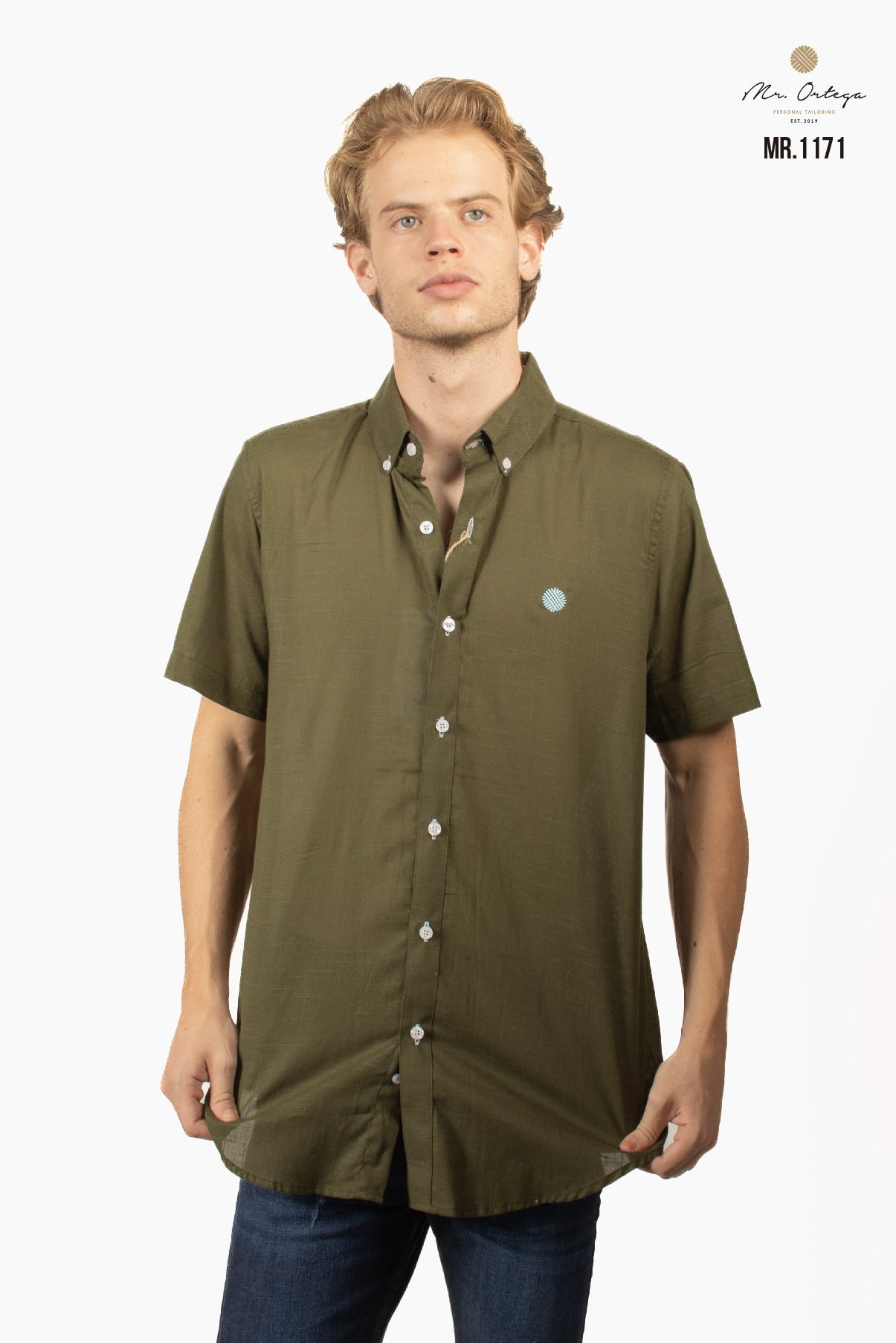 CAMISA VERDE OLIVO MANGA CORTA LOGOTIPO CIELO