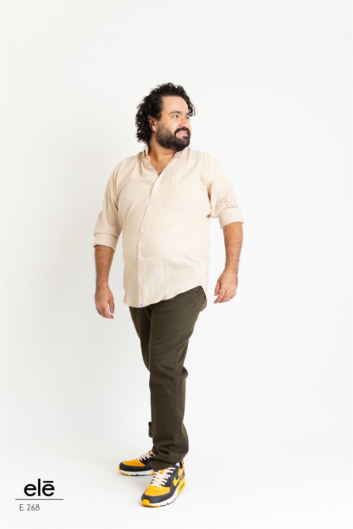 CAMISA BEIGE LINEAS BLANCO